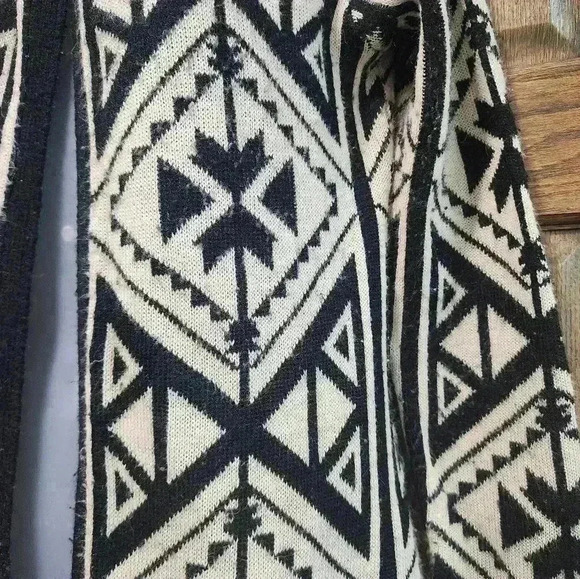Maurices Black White Geometric Open-Front LS Hooded Cardigan - Women's Med - Picture 2 of 6